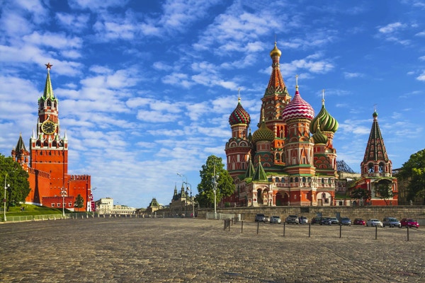Moskva Kremlin, Spasskaya Tower og St. Basil-katedralen. Rød firkant. Russland