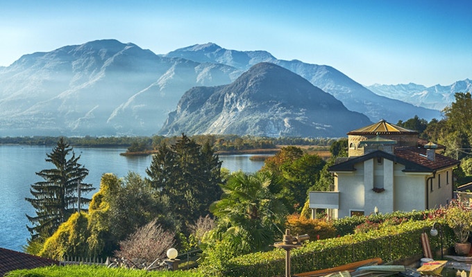 Panoramautsikt over Lago Maggiore, Verbania, Piemonte.