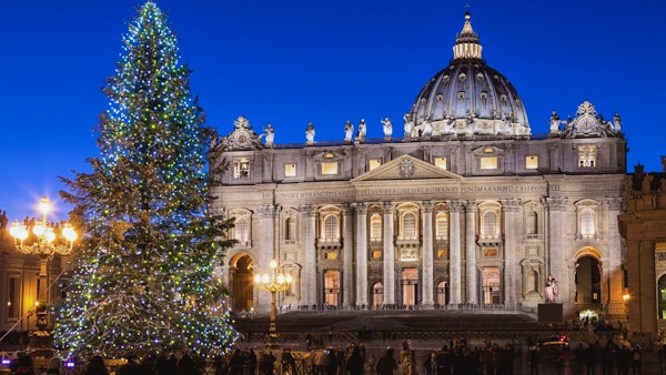 St. Peterskirken i Roma, Italia, ved juletider