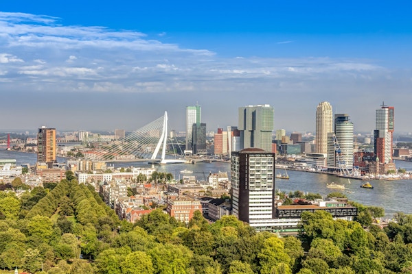 Luftfoto av det moderne sentrum av Rotterdam