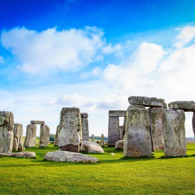 Stonehenge er et forhistorisk monument i Wiltshire, England
