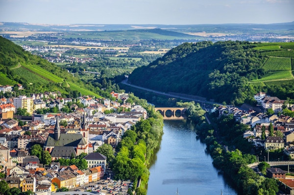 Bingen am Rhein og Rhinen, Rheinland-Pfalz, Tyskland