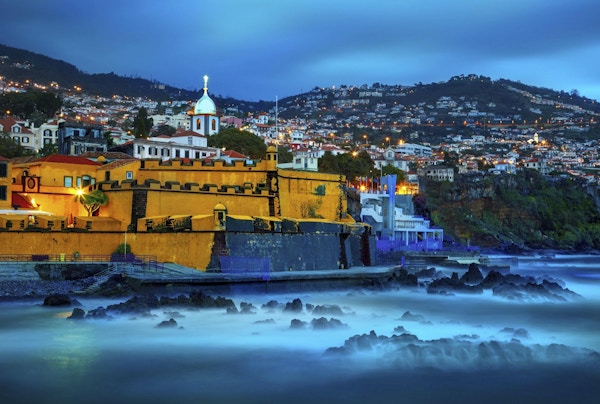 Utsikt over det gamle slottet Fortaleza de Sao Tiago. Funchal, Madeira, Portugal