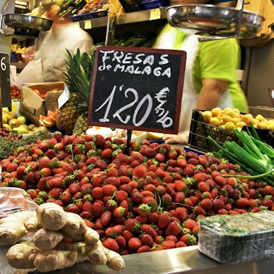 "Jordbær, utstilt, på, Malaga, grønn, dagligvaremarked, Andalusia, spania"