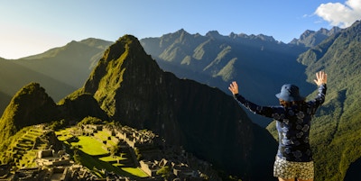 Spektakulær utsikt fra toppen av Machu Picchu