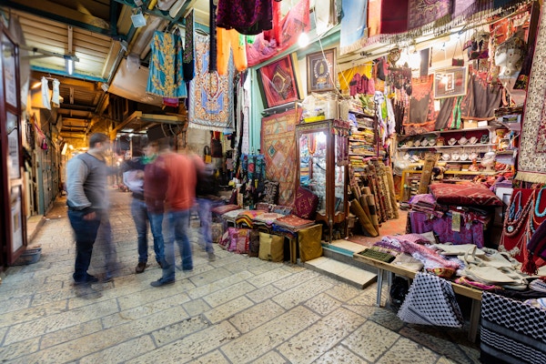 "Liten gate i den gamle byen, Jerusalem, Israel,"