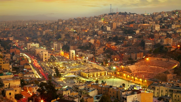 Nattlys fra Amman - hovedstaden i Jordan