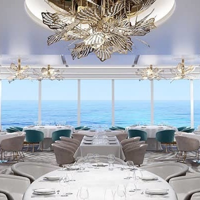 Fantastisk utsikt fra Manhattan restaurant om bord Norwegian Prima