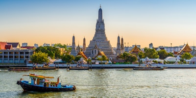 Wat arun bangkok 1