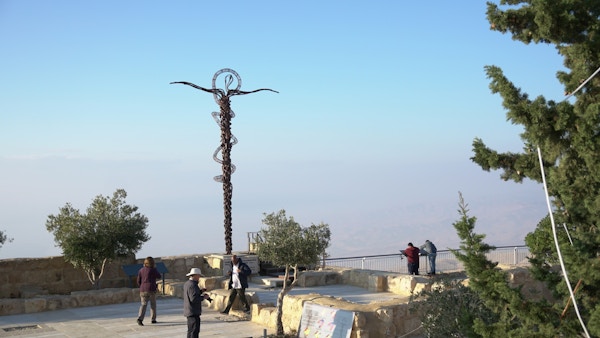 Mount nebo statue jordan