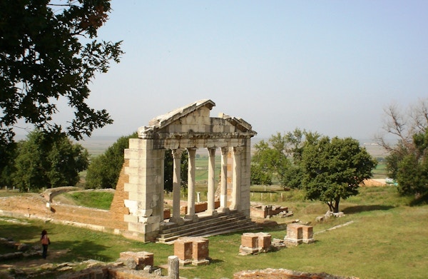 Apollonia  - ruiner fra en av de viktigste byene i romertiden