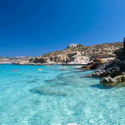Asurblått hav og solskinn på Malta