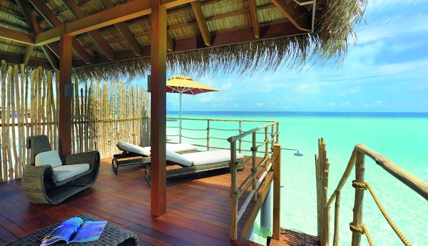 Constance Moofushi Resort 5*, Maldivene.